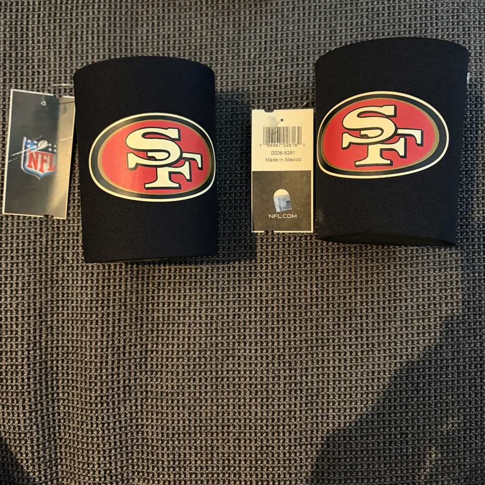 NEW San Francisco 49ers Black NFL Can Coozies with Red, White, Gold Logo